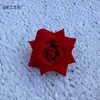 Terciopelo Sintético Cabeza de Flor Rosa de Esquina Flor de Rosa Boda Floral Pared de Rosas Decoración Arreglo Floral Paisajismo Mayorista Flores Artificiales Falsas