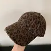 Gorra de Béisbol Retro Americana con Estampado de Leopardo Dulce y Fresca con Lazo para Mujer, Vintage Cepillada para Circunferencia de Cabeza Grande, Gorra Visera para Adelgazar la Cara