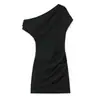 Comércio Exterior Amazon Transfronteiriço Moda Feminina Outono 2025 Novo Estilo Ombro a Ombro Ombro Inclinado Cintura Franzida Emagrecimento Cor Lisa Vestido Preto Básico