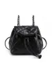 Moda Otoño 2025 Cadena Color Sólido Versión Coreana Nicho Estilo Chanel Mochila de Diamantes Mochila Pequeña Simple para Mujer