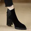 2026 Botines de Tobillo de Tacón Alto con Punta Afilada, Estilo Coreano de Moda, Chic, Otoño/Invierno, Suela de Goma, Tacón Grueso, Color Café