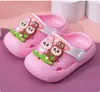 Chinelos Croc Desenho Animado 2026 Nova Coleção Primavera/Verão Meninas Respiráveis Confortáveis Chinelos Fofos Versáteis Sandálias de Praia