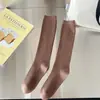 Calcetines de becerro grises para niños medias de primavera y otoño medias jk negras calcetines altos de algodón puro con rayas verticales para las cuatro estaciones con botas