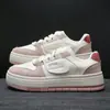 Zapatillas de Moda Casual de Diseño de Nicho 2024 Combinan con Todo Zapatos de Mujer Primavera y Otoño Nuevos Zapatos Blancos Suela Gruesa con Zapatos de Falda