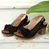 Sandalias de Tacón Alto Huecas con Flor Versátil de Temperamento 2026 Verano Nueva Moda Casual Talla Grande Sandalias con Correa de Hebilla de Tacón Grueso