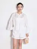 Camisa Branca de Renda Nanyou Quality 2026 Primavera Nova Estilo Francês com Mangas Bufantes Soltas e Bordado Vazado