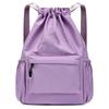 Mochila com Bolsos de Aba e Cordão à Prova d'Água para Sair, Nova Mochila Esportiva Masculina e Feminina, Mochila de Viagem Simples com Impressão de Logo