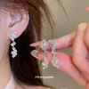 Pendientes de Botón Geométricos con Pedrería Súper Brillantes Anillo Pulsera Collar Cadena para Clavícula de Lujo Ligero Set de Joyería Exquisito y Súper Hermoso