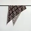 Manta chal de oficina estilo coreano de cachemira sintética, bufanda cálida de otoño e invierno para mujer, chal cárdigan, bufanda triangular al por mayor