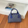 El popular bolso pequeño cuadrado de estilo coreano para mujer de este año es el nuevo modelo de verano 2026 con un elegante diseño a cuadros, adecuado para ir al trabajo y como bolso de hombro o cruzado.