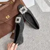 2026 Novo Estilo Coreano Outono e Inverno Roupa Exterior Sapatilhas Elegantes de Bico Quadrado com Forro de Lã, Sapatos Peludos Elegantes com Strass para Mulheres
