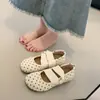 Zapatos Planos Slip-On de Primavera y Otoño 2026, Zapatos Mary Jane Retro Bajos para Mujer, Cómodos Casuales con Tiras de Lunares Estilo Nuevo
