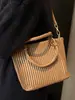 Bolso Cubo Retro de Moda Estilo Francés para Mujer 2025 Otoño Textura Simple Bolso de Hombro Bolso Cruzado de Moda para Mujer