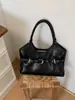 Bolso de mano casual de gran capacidad para mujer, nuevo y moderno de la primavera 2026, exquisito, de lujo ligero, para el hombro y cruzado diario