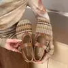 Zapatos Mary Jane tejidos transpirables 2026 boca poco profunda zapatos de un solo color estilo étnico retro verano fondo plano versátiles nuevos franceses