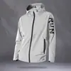 Moletom Jaqueta Esportiva Quatro Estações Manga Longa 2026 Masculino Fitness Corrida Roupa Lazer ao Ar Livre Ciclismo Escalada Treinamento
