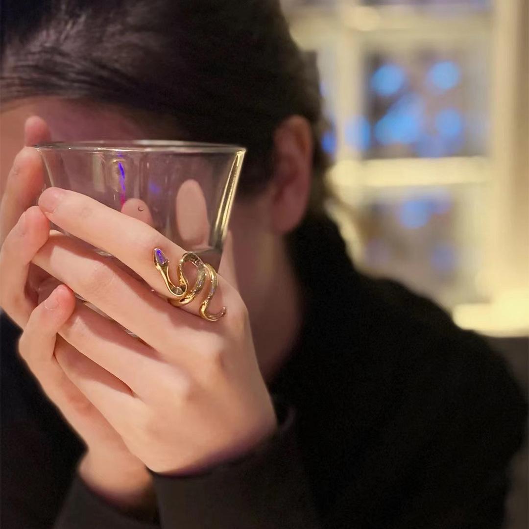 258e77083f05ec628c41dca0a17486