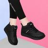 Zapatos Casuales Cómodos de Caña Alta con Suela Suave para Mujer 2026 Invierno Nuevo Estilo de Moda con Forro de Felpa Añadido y Zapatos de Algodón Deportivos de Caña Baja Engrosados con Cordones
