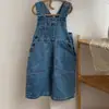 Macacão Infantil Novo 2023 Estilo Outono e Inverno Macacão Jeans de Menino Camisa Infantil Moderna de Manga Curta