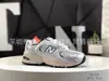 Putian Pura Original NB530 Venta al por mayor Retro Blanco Plateado Zapatos Torre para Mujer Deportes al Aire Libre Ocio Correr Versátil Zapatos de Pareja