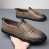 [Venta al por mayor de fábrica] Zapatos para hombre Piel Genuina Casual Piel Suave Suela Suave Zapatos de Papá 2025 Nuevos Zapatos de Cuero para Hombre Zapatos Casuales