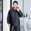Chaqueta de Cuero de Lobo del Norte de China para Hombre, Invierno con Forro de Felpa Gruesa de Corte Holgado, Chaqueta y Pantalones de Cuero Impermeables y Resistentes al Aceite para Reparto y Montar