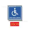 É proibido estacionar em frente à porta da garagem na Espanha.. Por favor, não estacione na área da entrada.. Existe um aviso de entrada e saída de veículos na parte interna da porta da garagem.
