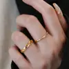 Anillo Abierto Redondo con Incrustaciones de Diamantes Bañado en Oro Real, Anillo Minimalista Vintage para Dedo Índice, Joyería de Lujo Ligero de Alta Gama