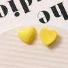 Pendientes de resina con forma de corazón de melocotón, color Joker coreano, color sólido, brillante, para bricolaje, horquillas, carcasas para teléfono móvil, venta al por mayor