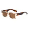 Nuevas Gafas de Sol de Moda con Montura Cuadrada Europeas y Americanas Tendencia Simples Versátiles Gafas Decoración de Remaches Personalizada Gafas de Sol Transfronterizas para Hombres