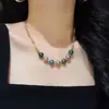 Collar de cadena para clavícula con perla estrellada Swarovski de color verde pavo real mezclado Morandi de alta calidad