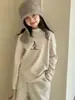 Ropa Térmica Base para Niñas Little Red Fish 2026 Otoño/Invierno Ropa Gruesa Cálida para Padres e Hijos Camiseta Interior de Manga Larga para Niños