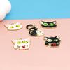 Accesorios de joyería DIY de gato blanco y negro de dibujos animados, adornos para bolsos de metal, llavero, colgante, pareja oscura, transfronterizo
