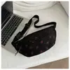 Bolso de Silla de Felpa para Mujer Nuevo Estilo Coreano Primavera y Verano 2024 Bolso de Empanada Semicircular Bolso Cruzado de Lona Floral
