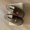 Primeiro Encontro Temporada Camélia Francesa Slip-on Preguiçoso Sapatos Peludos Femininos Outono/Inverno Loafers com Pelúcia Interna Sola Macia Sapatos para Dirigir