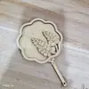 Venda Direta da Fábrica de Acessórios para Ímã de Geladeira DIY Moldura Redonda para Montagem de Fotos Bordado Letreiros Peças de Madeira Ímã de Geladeira Artesanal Moldura de Madeira