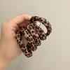 Banda de piel de leopardo marrón otoño e invierno banda de goma duradera de alta elasticidad banda para cola de caballo sin pelo para mujer cubierta de piel simple