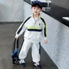 Conjunto de Sudadera para Niños Primavera y Otoño 2026 Nuevo Estilo Sudadera de Manga Larga para Bebé Pantalones Deportivos de Chándal para Niños Ropa de Moda