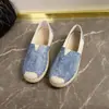 Nuevos Zapatos Planos de Verano 2026 para Mamás, Zapatos de Trabajo, Zapatos Postparto, Zapatos Casuales Transpirables Slip-On de Tela Old Beijing