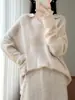 Suéter de Punto Nuevo Otoño/Invierno 2026 Lana Pura Cuello en V Manga Larga Color Sólido Holgado Borla Deshilachada Top de Lana