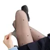 Medias transparentes de doble capa para mujer, finas y resistentes a enganches, perfectas para el verano, color nude, amigables con la piel y se pueden usar como capa base o sobre leggings.