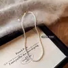 Colar de Pérolas Minimalista Super Elegante para Mulheres, Nova Corrente de Clavícula Tendência, Design de Nicho de Luxo Leve, Corrente de Pescoço de Camada de Suéter de Alta Qualidade