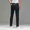 Jeans masculino preto novo de três costuras azul Klein, não desbota facilmente, calça skinny slim fit nova para primavera-verão