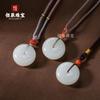 Fabricantes de colgantes con hebilla de seguridad de jade blanco de Xinjiang, venta al por mayor, colgante de jade dorado, colgante de cuarcita de jade, colgante de jade