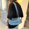 Bolso de hombro unisex de estilo coreano y japonés moderno, bolso de mezclilla lavado vintage, gran capacidad, bandolera versátil y duradero