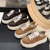 Couro Genuíno Sola Grossa Plataforma para Aumentar a Altura Sapatos Femininos Cadarço Bico Redondo Sapatos Brancos 2026 Outono/Inverno Novos Sapatos Esportivos Casuais para Homens e Mulheres