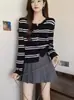 Ropa de punto para mujer 2024 Nuevo Otoño Primavera Protector Solar Blusa Fina Exterior Diseño Nicho Versátil Manga Larga Top
