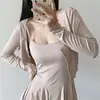 Nueva Camiseta Ajustada de Manga Larga de un Solo Botón 2023, Estilo Trendy de Influencer, Chaqueta Cardigan Larga de Manga Larga con Cuello Redondo Grande para Mujer