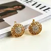 Pendientes Yanbai Transfronterizos Patrón Gran Muralla Retro Elegantes Redondos de Circonita para Uso Casual Elegante en Fiestas Festivas