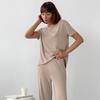 Conjunto de pijama de punto suave y transpirable de verano 2025 nuevo europeo y americano transfronterizo, pantalones sueltos de manga corta, ropa de casa para mujer